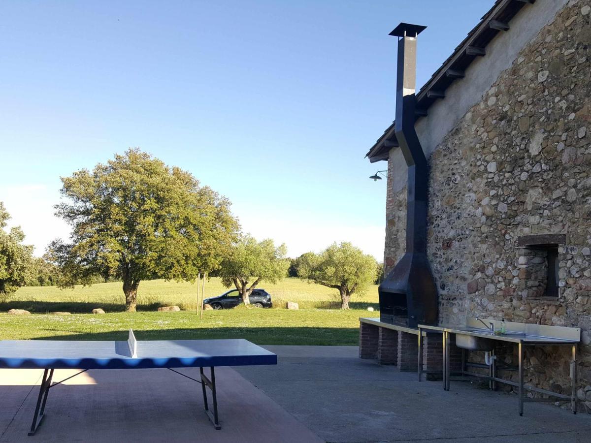 Masia Para Grupos Con Piscina Privada28 Pax Cabanelles Bagian luar foto