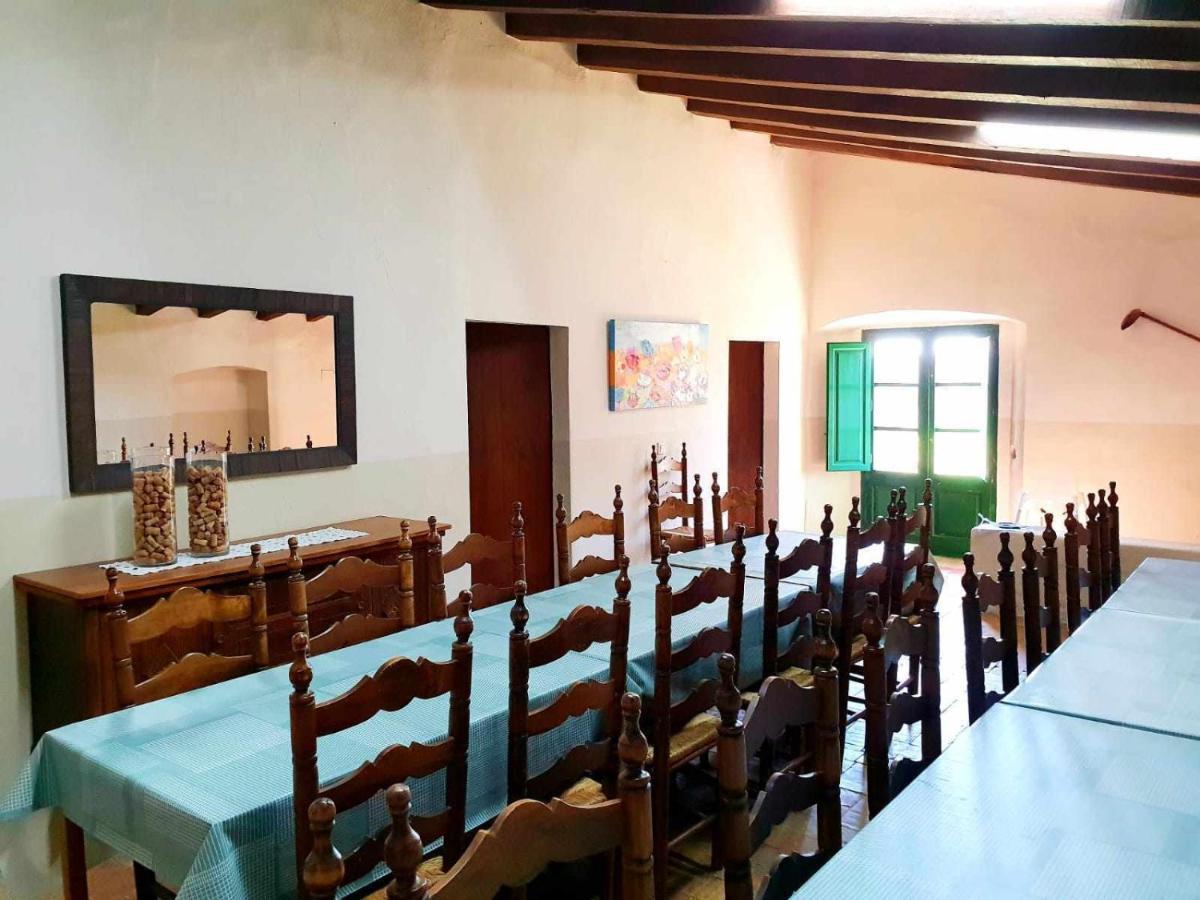 Masia Para Grupos Con Piscina Privada28 Pax Cabanelles Bagian luar foto
