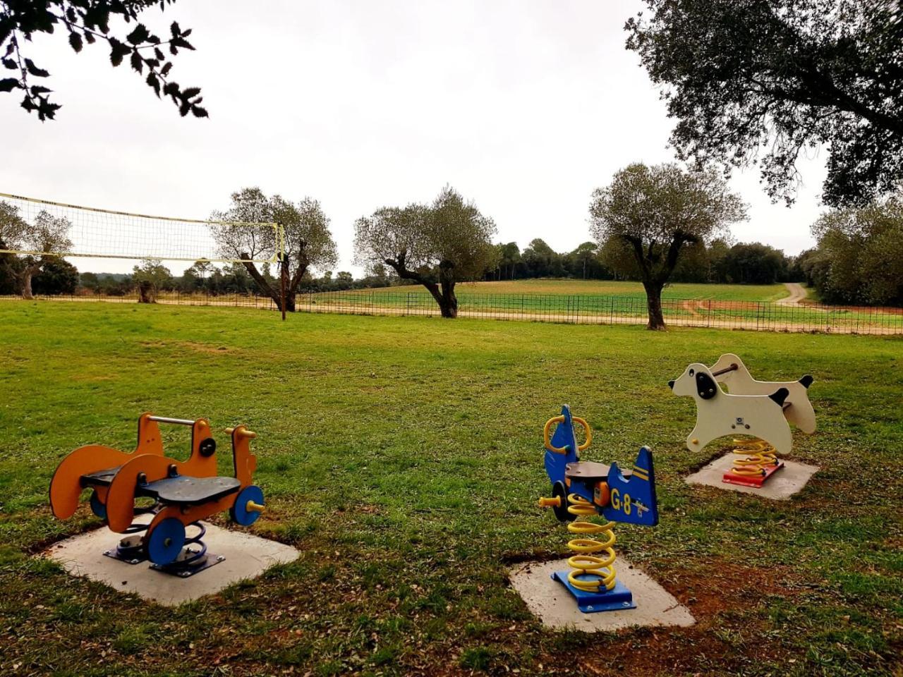 Masia Para Grupos Con Piscina Privada28 Pax Cabanelles Bagian luar foto